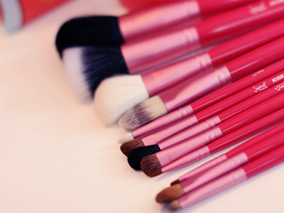 How To Wash Makeup Brushes